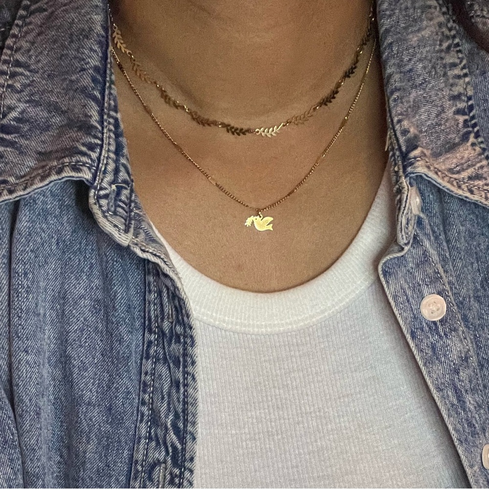 Olive Branch, Dove Necklace Set 18k Gold 🌿 - Picture 3 of 3